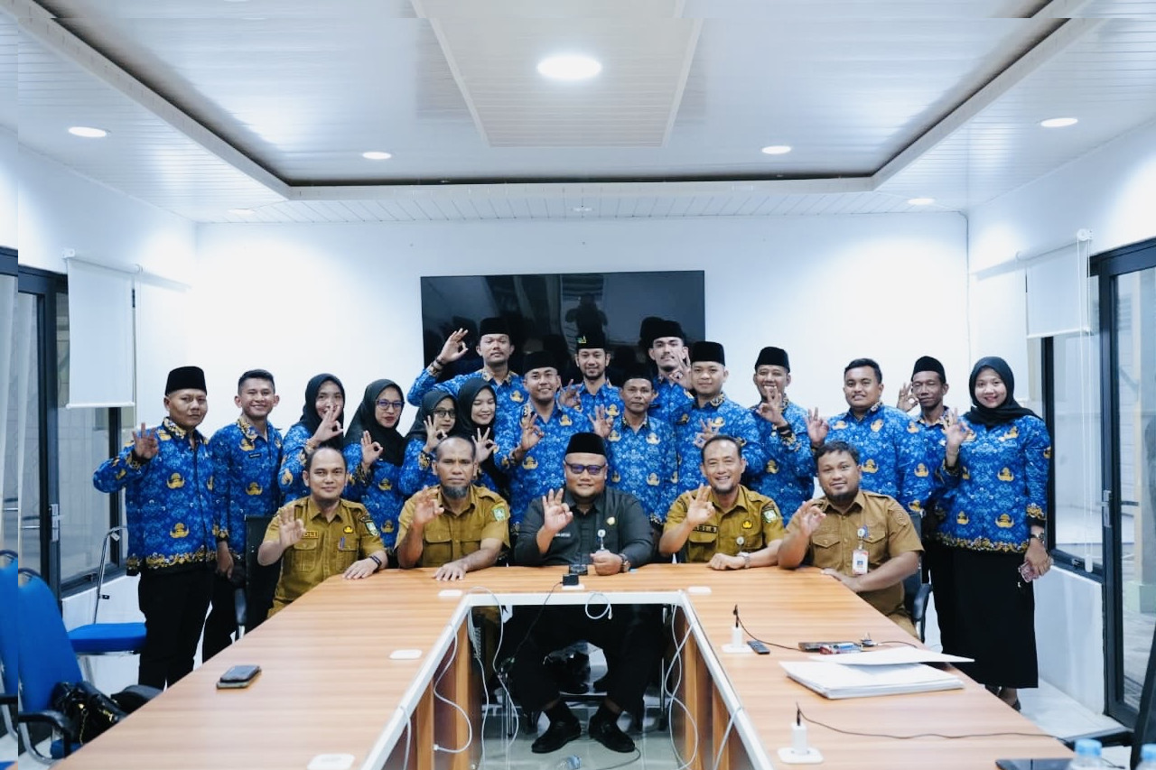 17 PPPK PW Diskominfotik Dilantik, Kadis Agus Dorong Profesionalisme dan Tanggung Jawab
