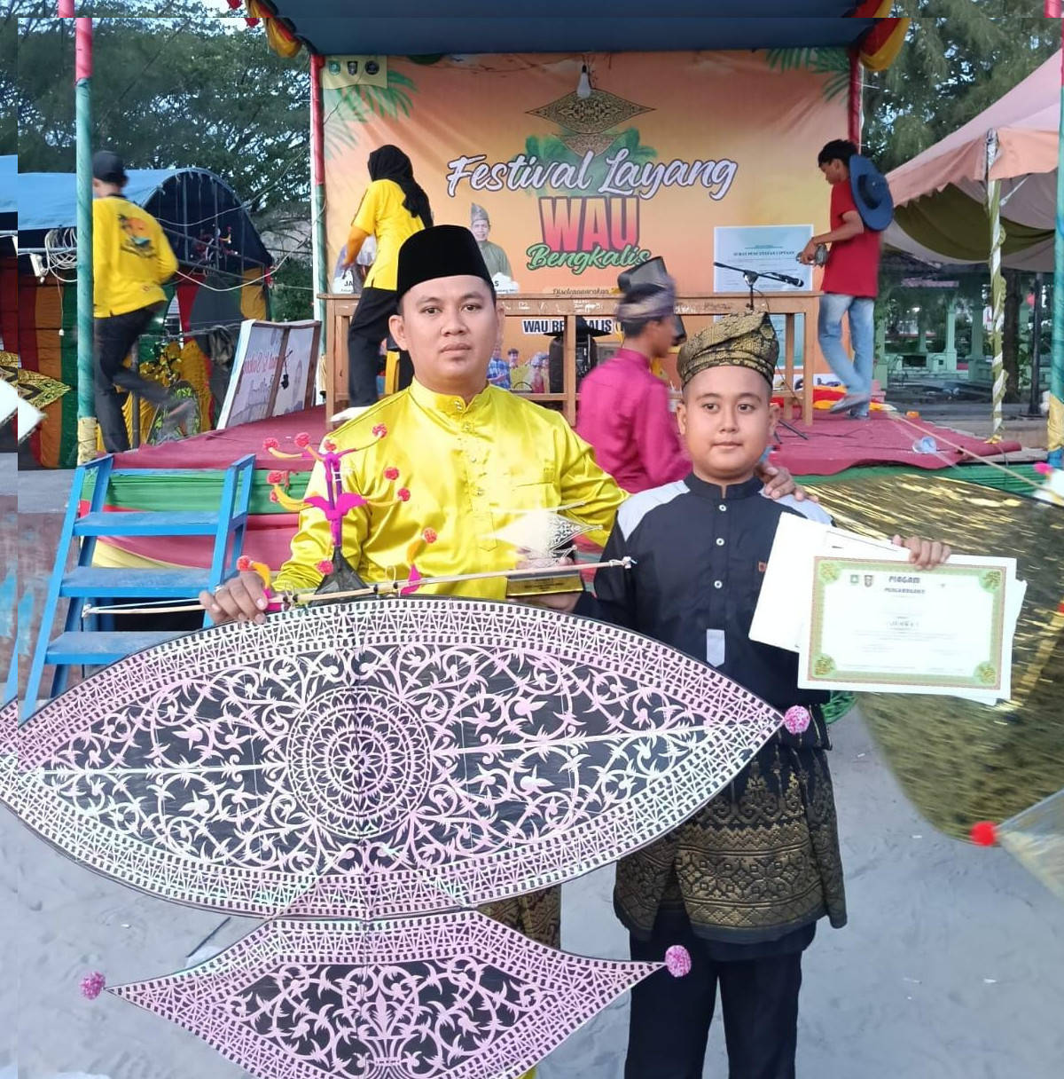 Festival Layang Wau, Pelajar SDN 50 Bengkalis Raih Juara Pertama